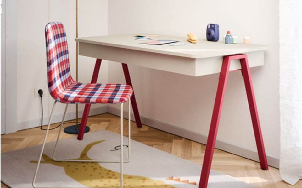 BedHabits desk 600x400 17